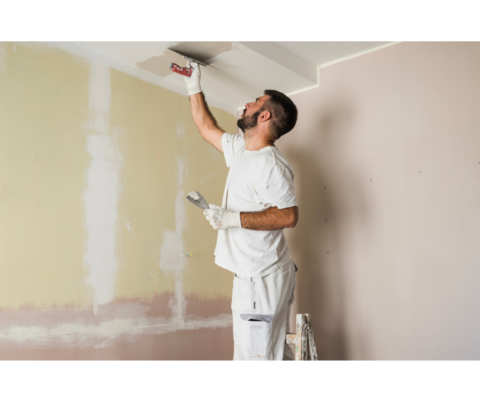 Peindre un plafond en mauvais état avec une peinture classique (hauteur inférieure à 3 m) Peindre un plafond en mauvais état avec une peinture classique (hauteur inférieure à 3 m)
