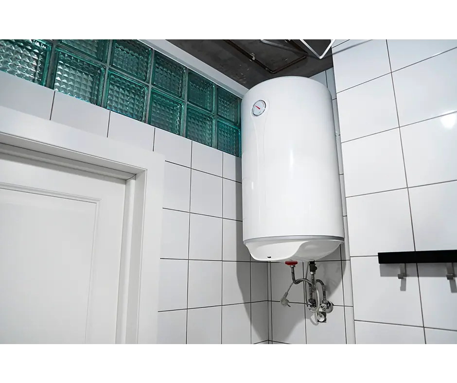 Pose d'un chauffe-eau / chauffe-bain au gaz