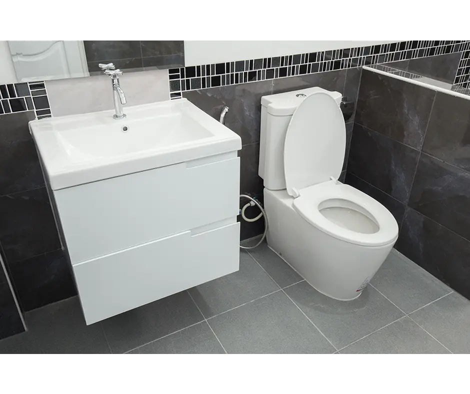 Pose d'un WC Sanibroyeur Pose d'un WC Sanibroyeur