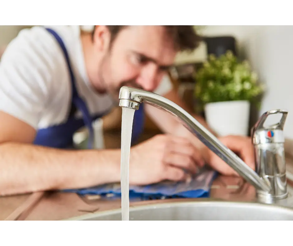 Fourniture et pose d'un robinet mitigeur (lavabo / évier)