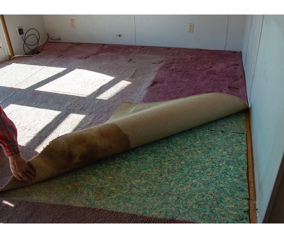 Dépose de revêtement textile