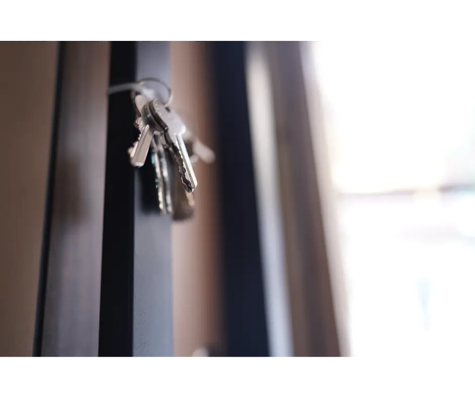 Ouverture d'une porte blindée fermée à clef